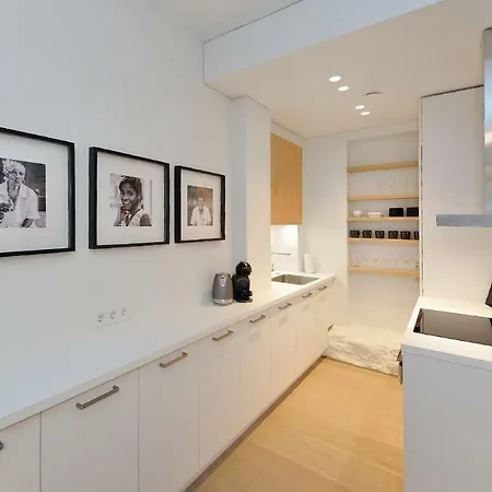 Fashion One Bedroom In City Centre *