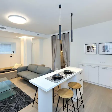 Διαμέρισμα Fashion One Bedroom In City Centre