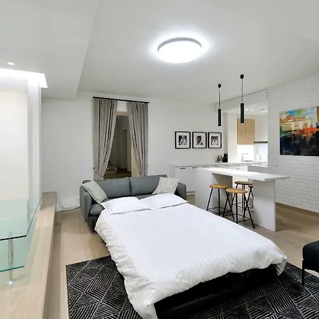 Διαμέρισμα Fashion One Bedroom In City Centre