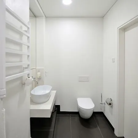 Fashion One Bedroom In City Centre Διαμέρισμα *